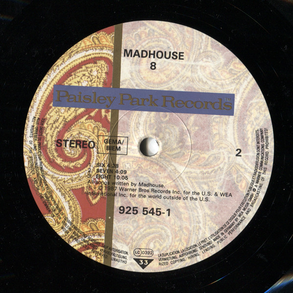 Madhouse – 8 – Bild 4