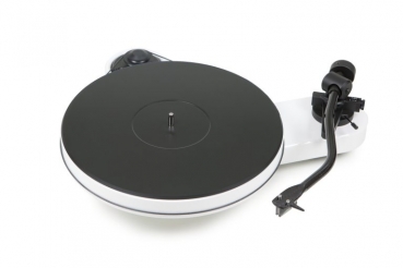 Pro-Ject RPM 3 Carbon (Plattenspieler)(HI-FI)